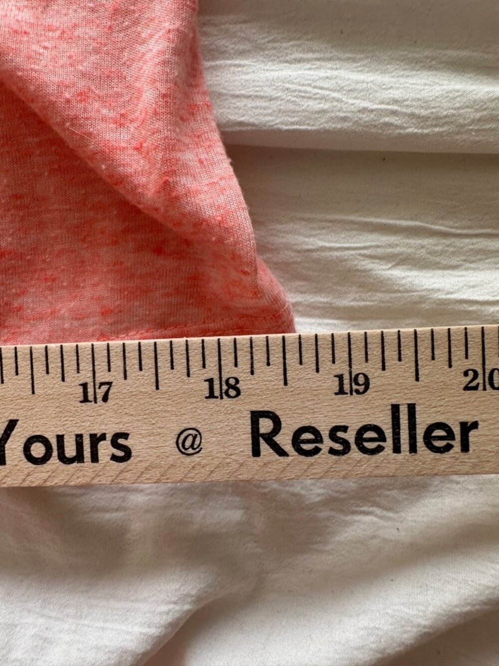 Victoria's Secret Coral V-Neck T-Shirt M Polyester/Linen Blend Beachy Vacation - Picture 11 of 12